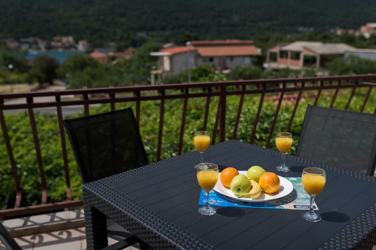 Cozy Apartment Stana In Grebastica Sibenik Exterior photo